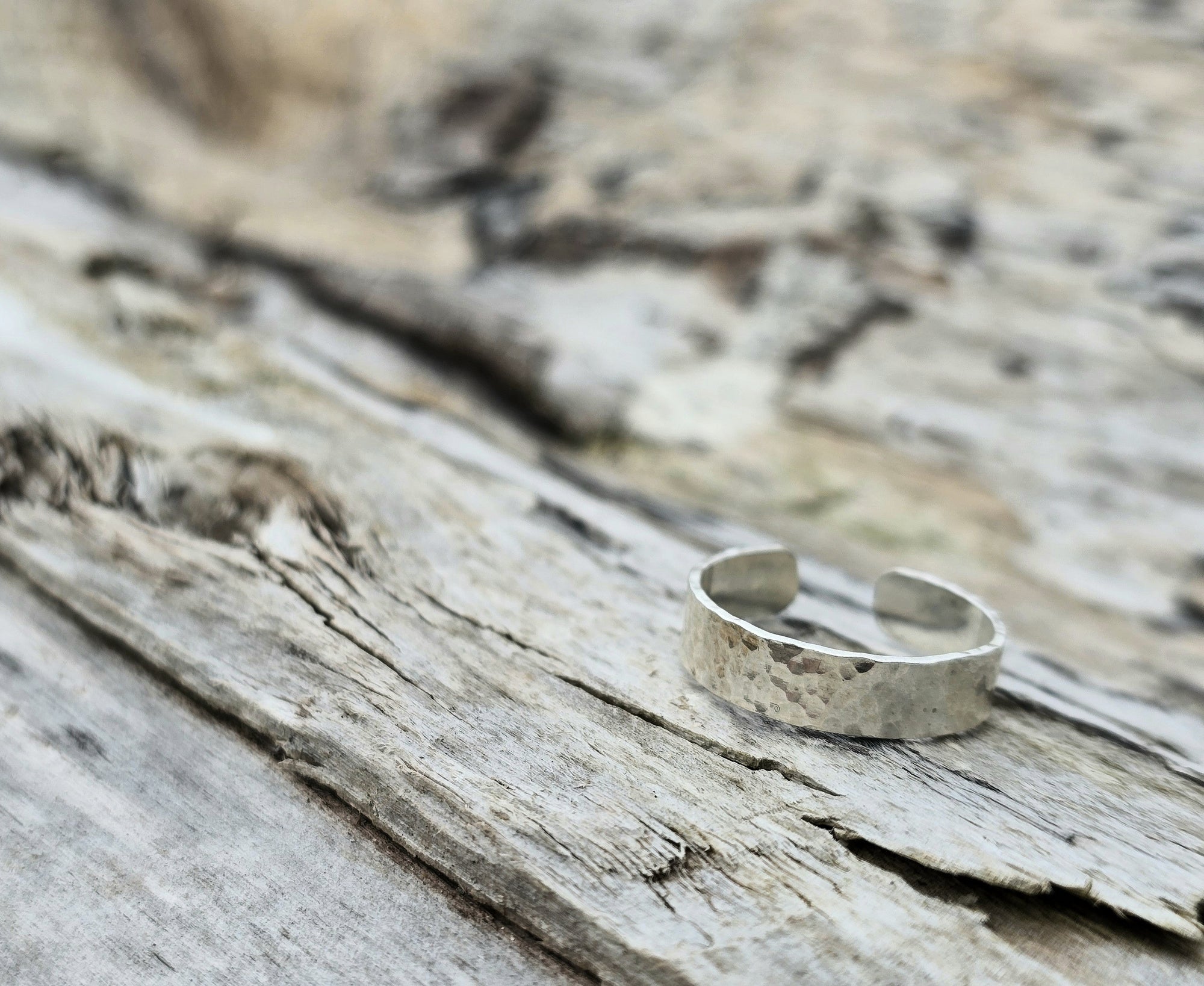 Adjustable Band Ring
